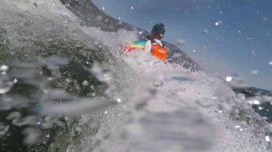 Wilson Reavley Powering Through Gorge Wave (4)